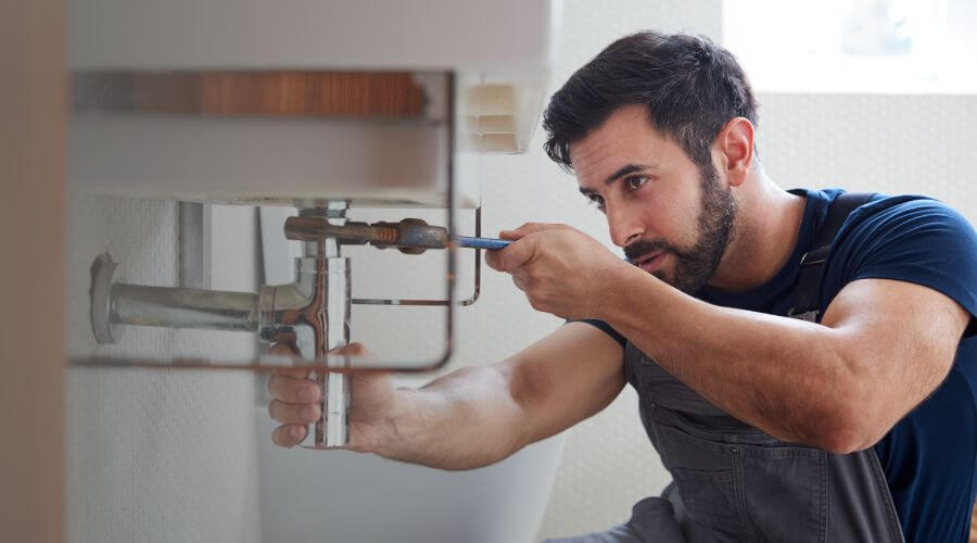 Local water heater installation in Grinnell, KS